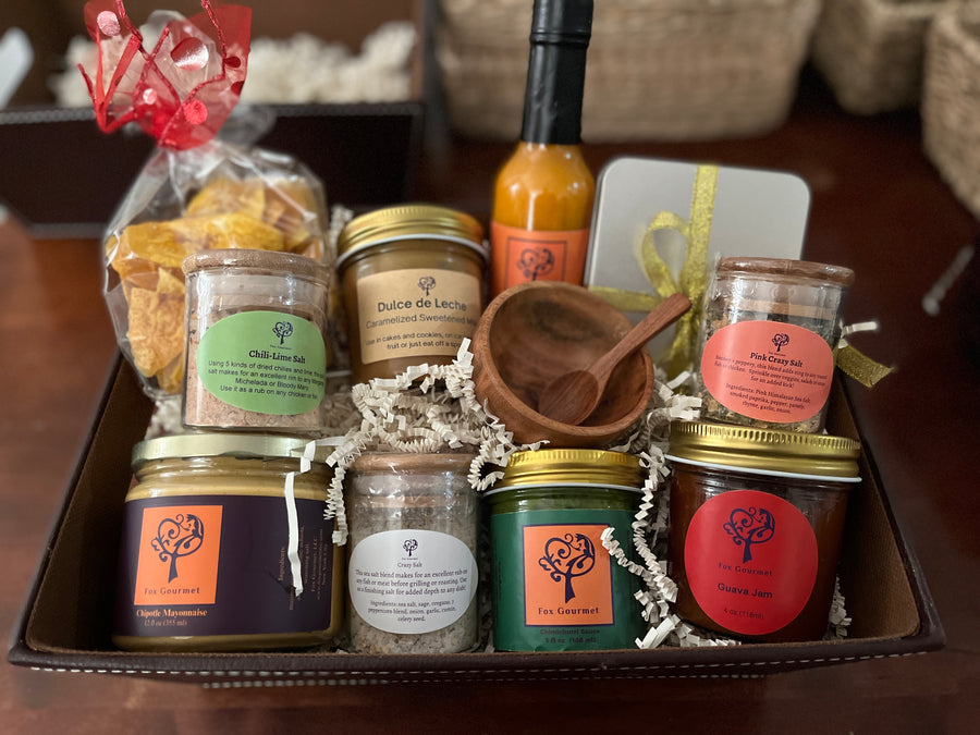 Fox Gourmet Gift Box Deluxe — the full Fox Gourmet experience, beautifully packaged